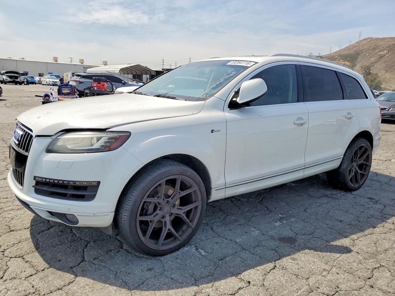 WA1CGAFE6FD004650 · 2015 AUDI Q7