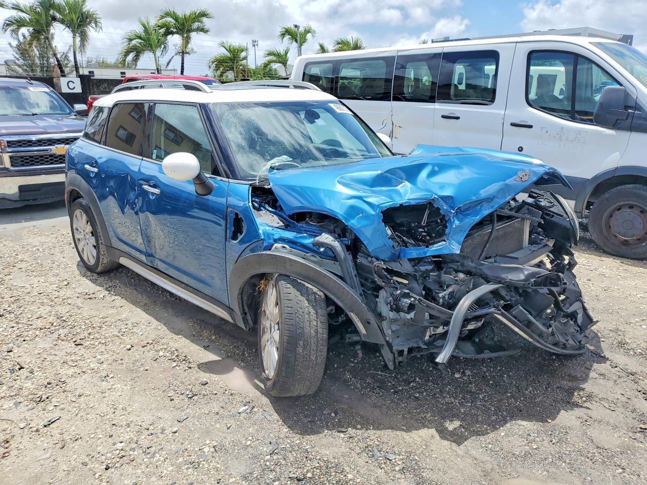 WMZYS7C37H3B62555 · 2017 MINI COOPER · 4/12