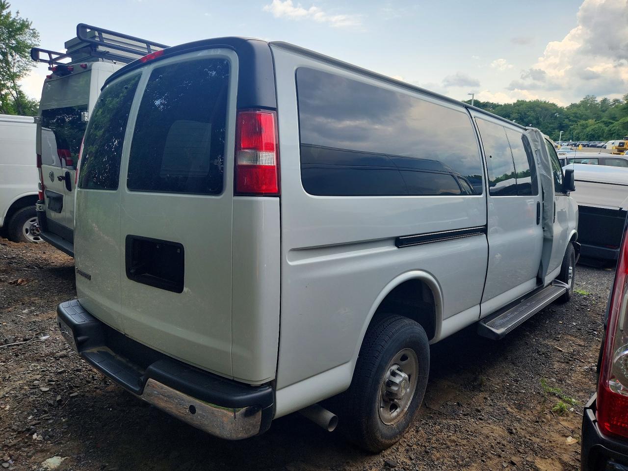 1GAZGNFP2P1151505 · 2023 CHEVROLET EXPRESS G3500 · 3/14