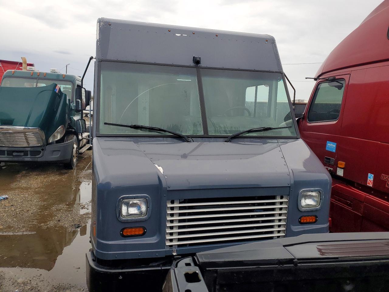 4UZAC2EA9LCMG2429 · 2020 FREIGHTLINER MT45 CHASSIS · 5/13