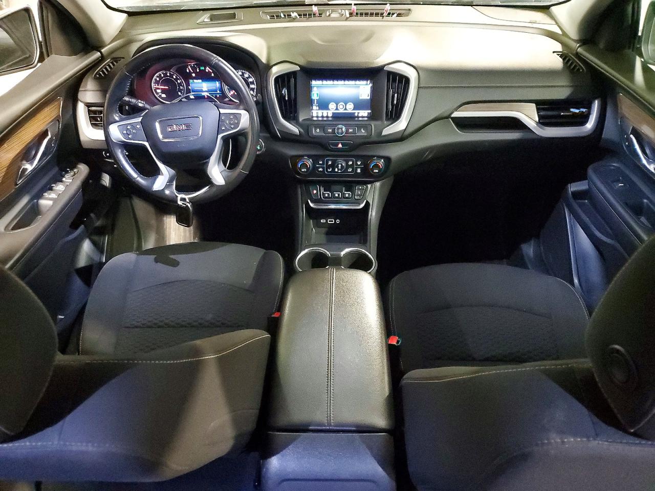 3GKALMEVXLL163810 · 2020 GMC TERRAIN · 8/13