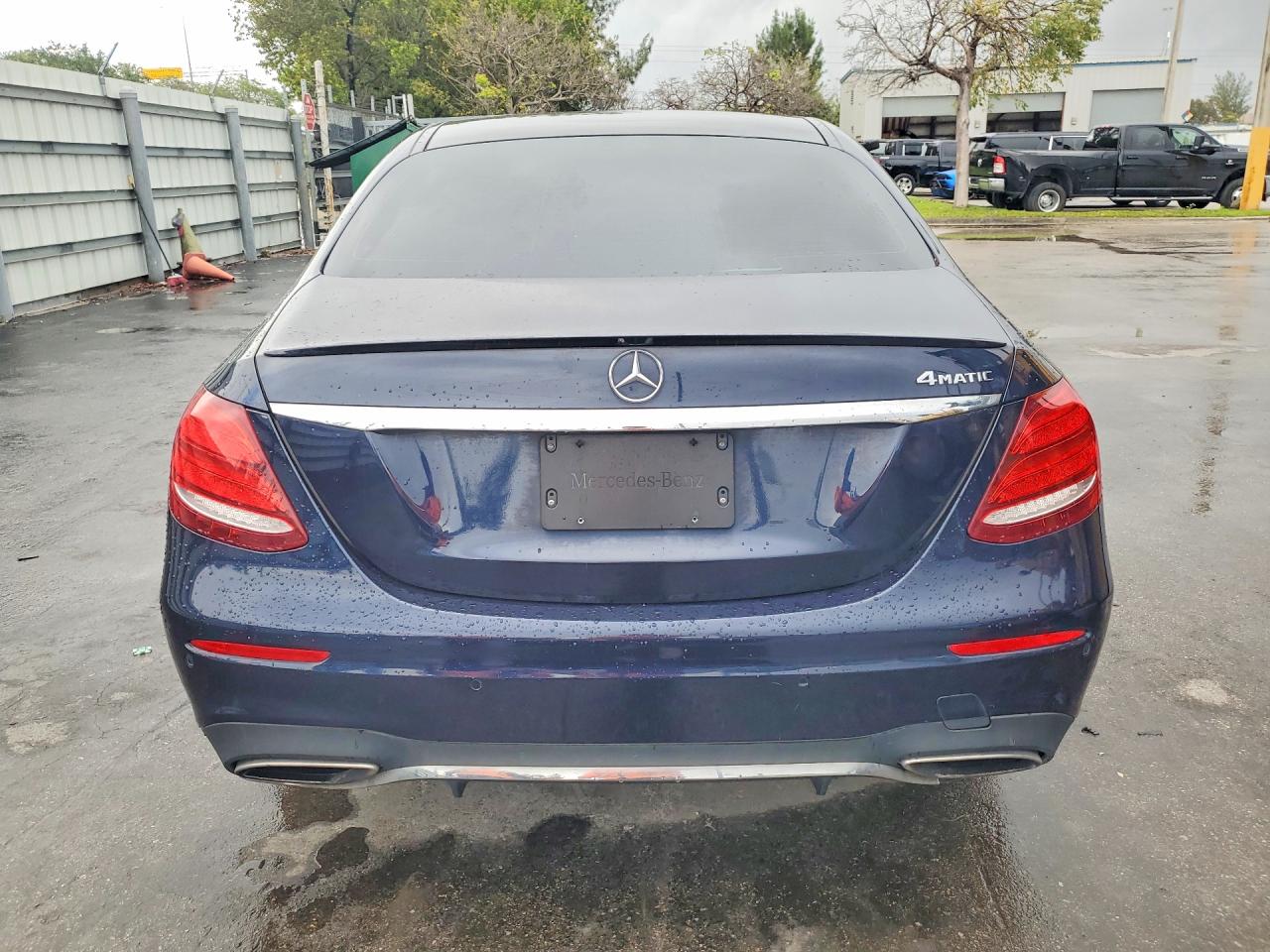WDDZF4KB8HA065248 · 2017 MERCEDES-BENZ E · 6/13