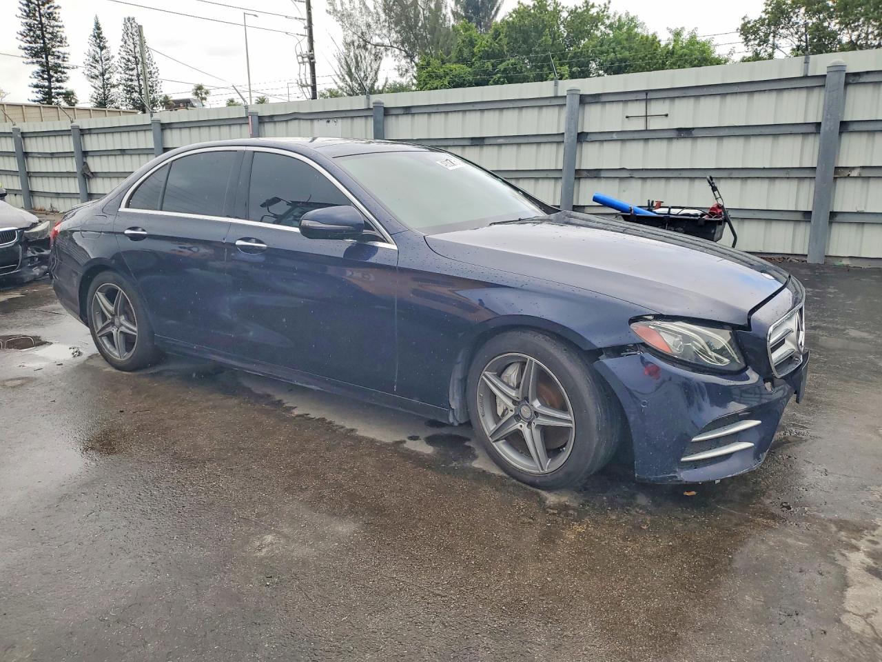 WDDZF4KB8HA065248 · 2017 MERCEDES-BENZ E · 4/13