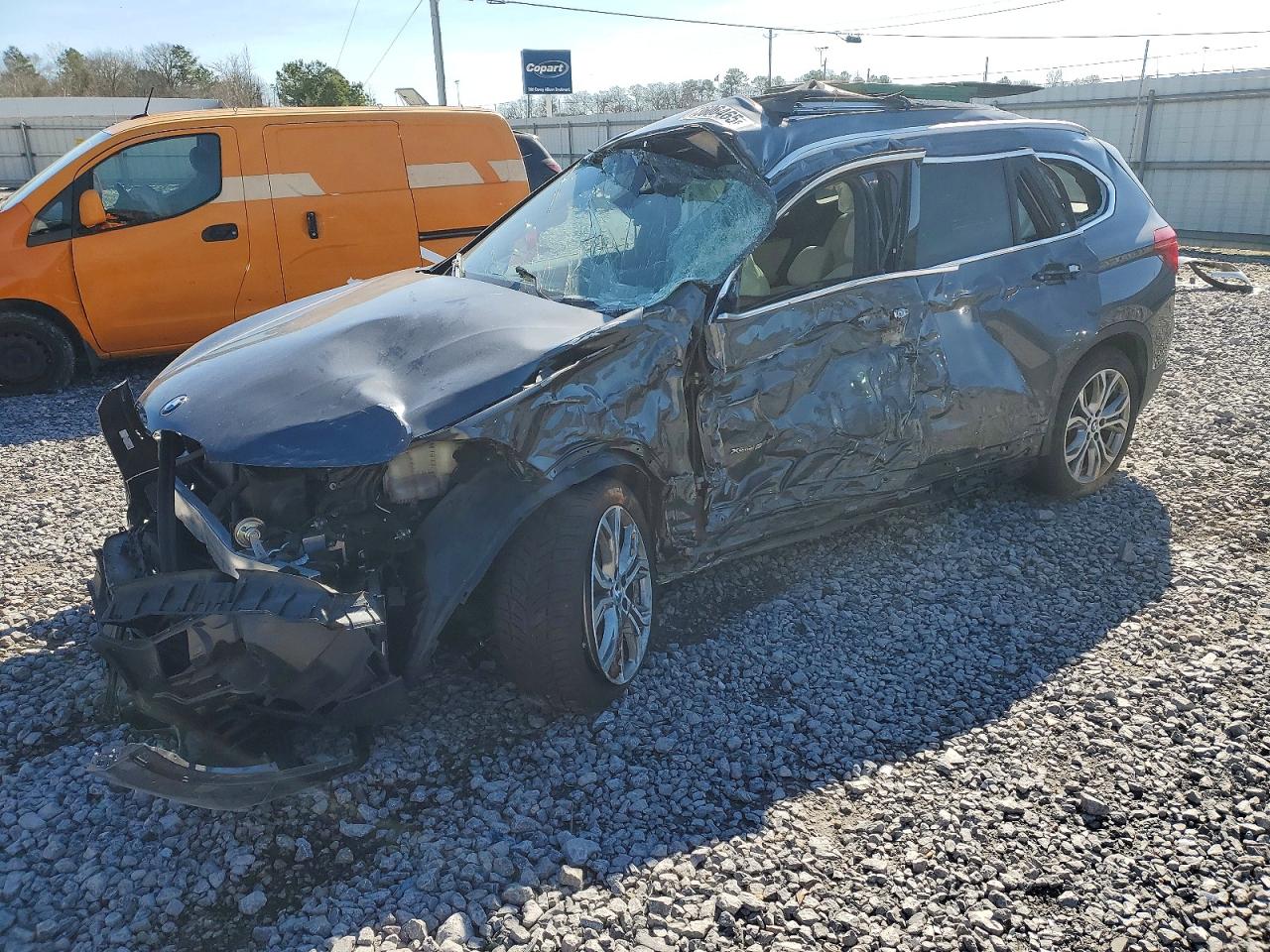 WBXHT3C37G5E53388 · 2016 BMW X1