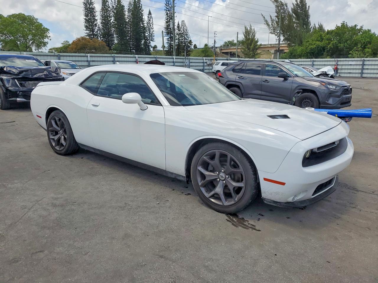 2C3CDZAG2JH327762 · 2018 DODGE CHALLENGER · 4/12