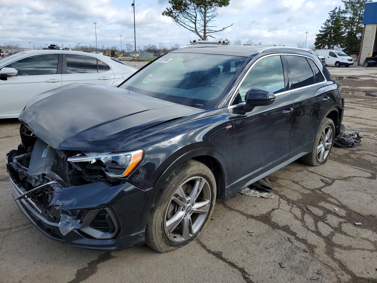 WA1DECF39M1007724 · 2021 AUDI Q3