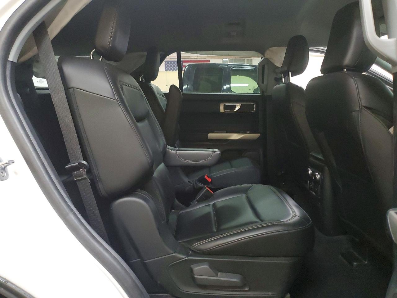 1FMSK8DHXNGB73424 · 2022 FORD EXPLORER · 11/13