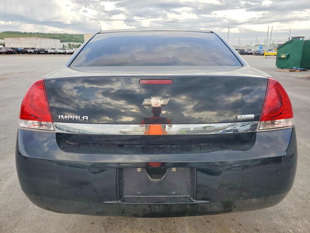 2G1WF5EK6B1309519 · 2011 CHEVROLET IMPALA · 6/13