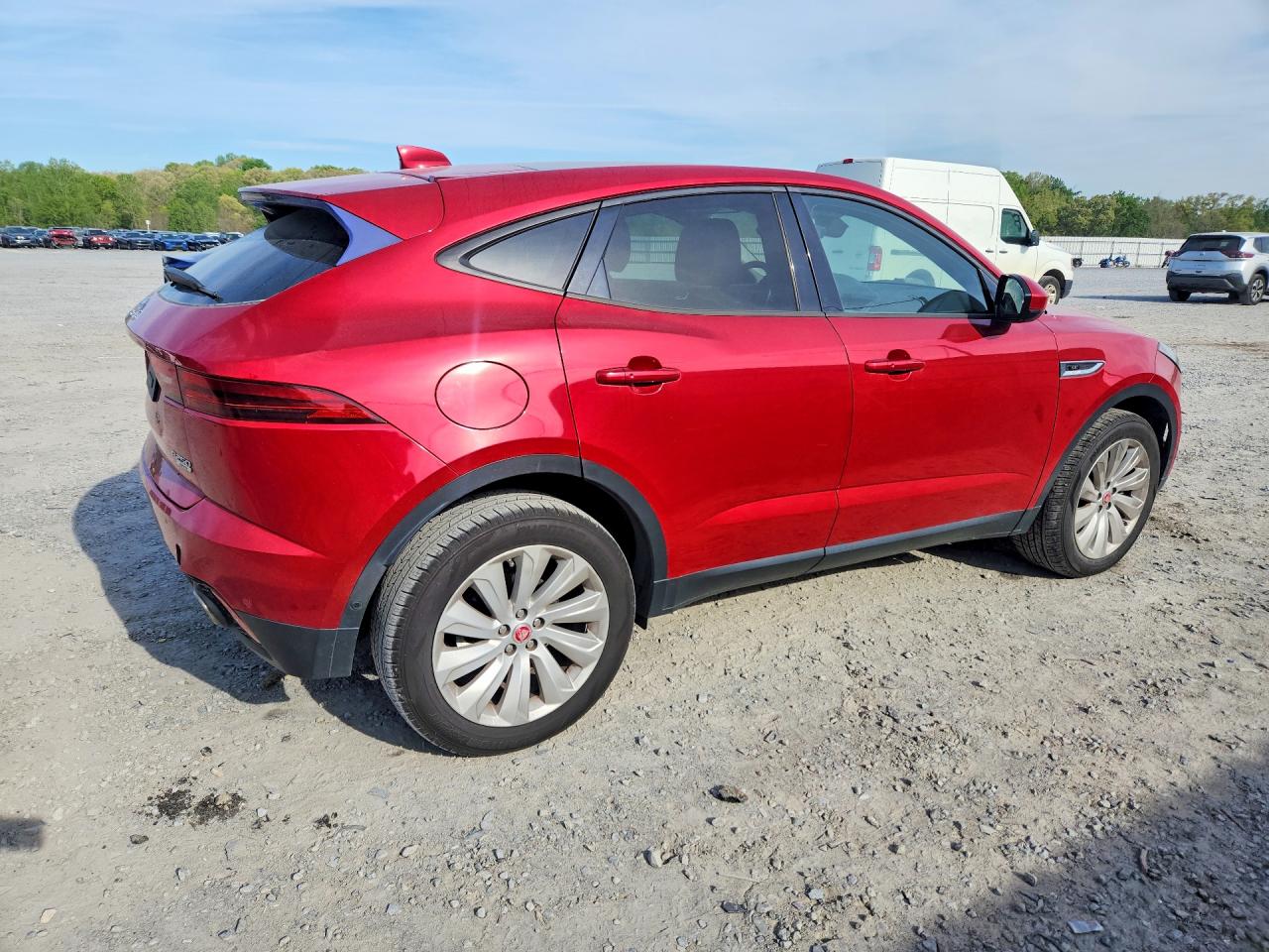 SADFP2FX2K1Z66812 · 2019 JAGUAR E-PACE · 3/13