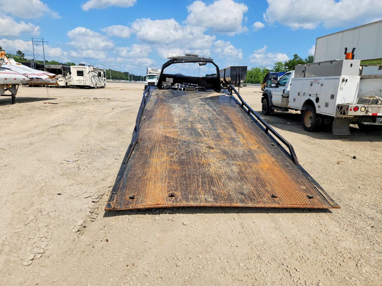 1FDUF5HT0NDA27996 · 2022 FORD F550 · 6/12
