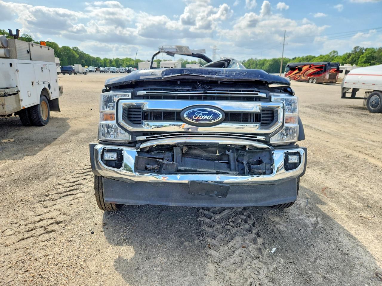 1FDUF5HT0NDA27996 · 2022 FORD F550 · 5/12