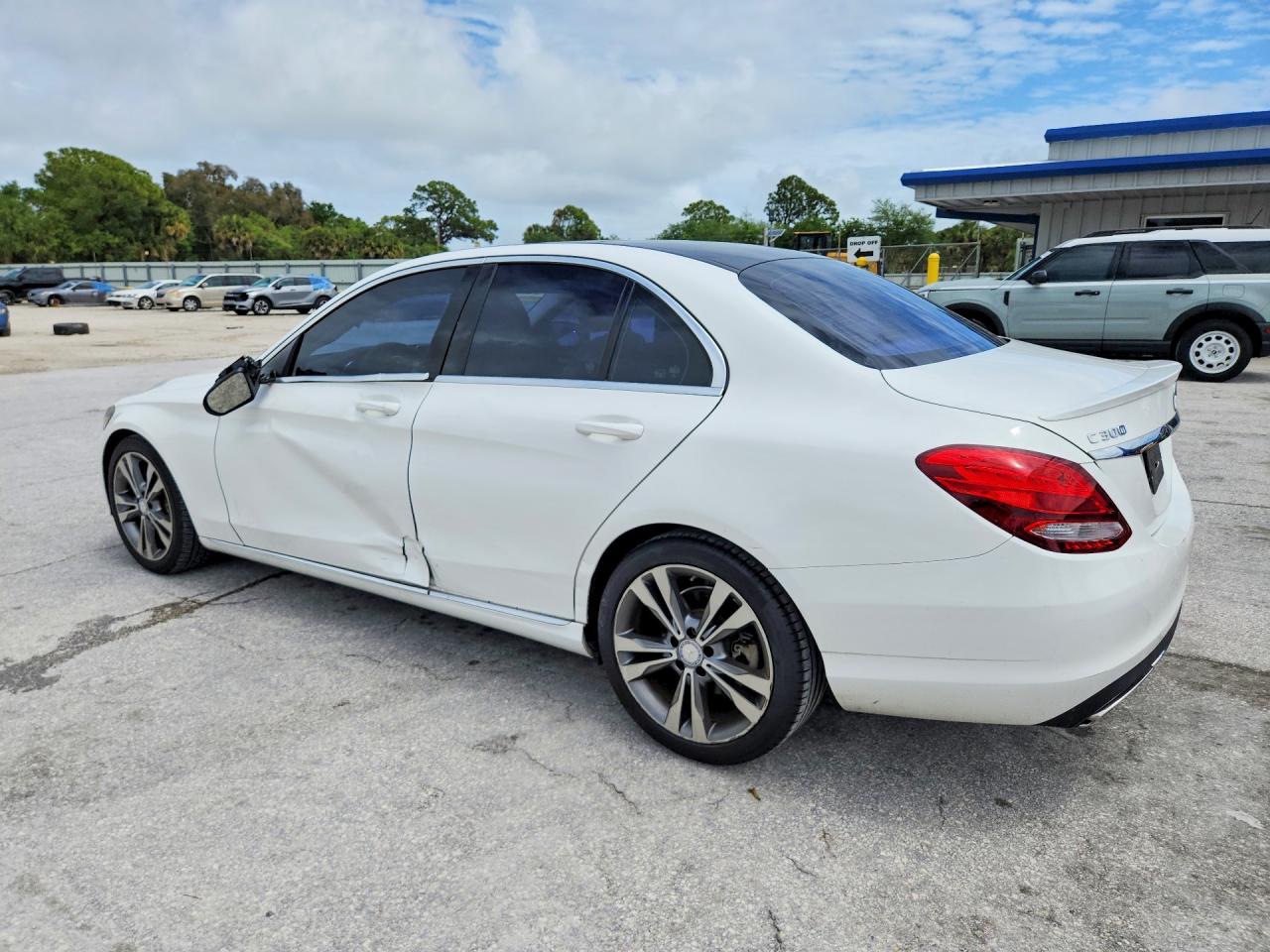 55SWF4JB4HU205834 · 2017 MERCEDES-BENZ C · 2/12