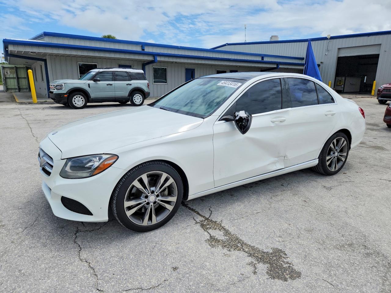 55SWF4JB4HU205834 · 2017 MERCEDES-BENZ C
