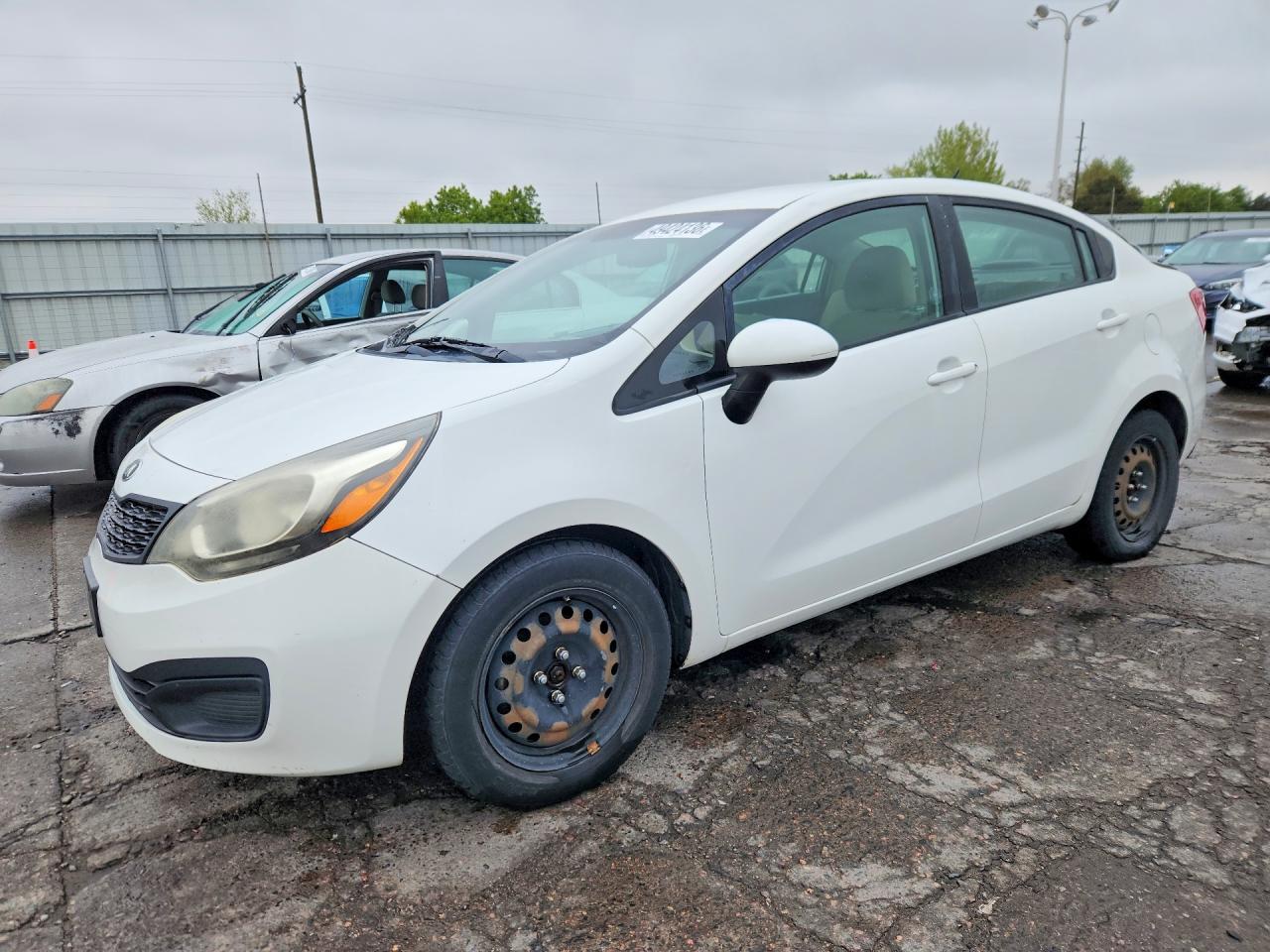 KNADM4A38D6290767 · 2013 KIA RIO