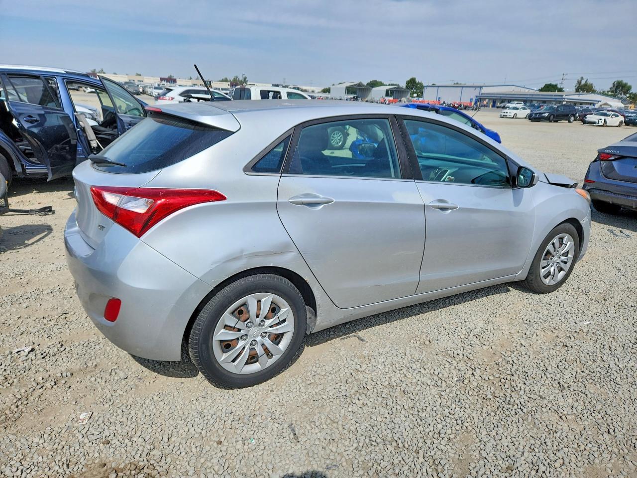 KMHD35LH3HU361777 · 2017 HYUNDAI ELANTRA GT · 3/12