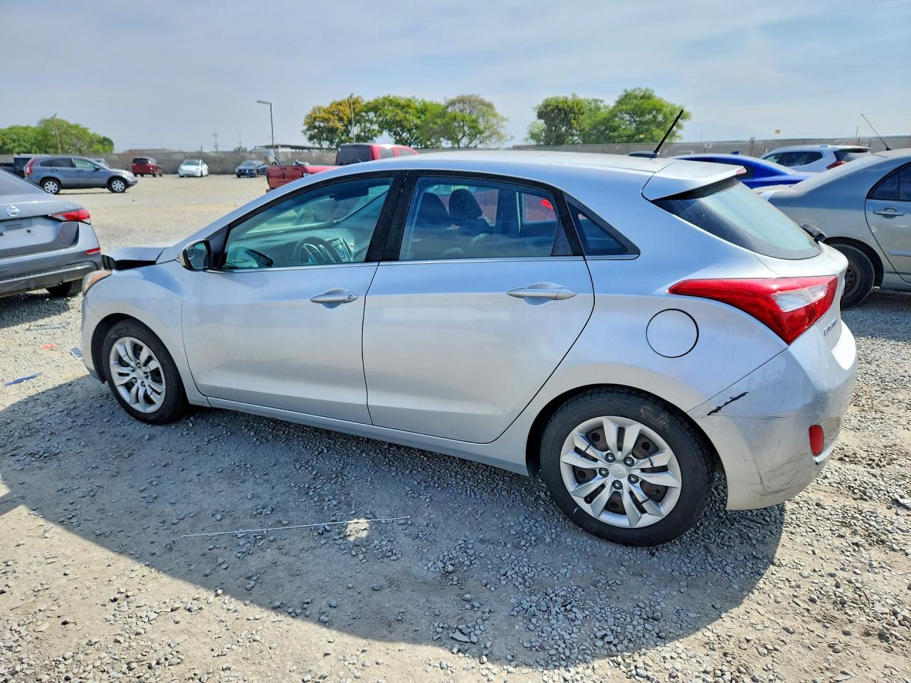 KMHD35LH3HU361777 · 2017 HYUNDAI ELANTRA GT · 2/12