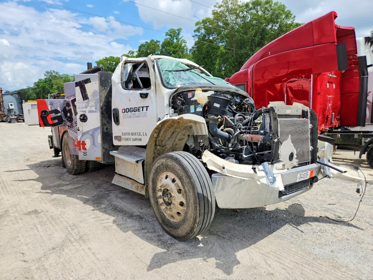 1FVACXD25RHVB2819 · 2024 FREIGHTLINER M2