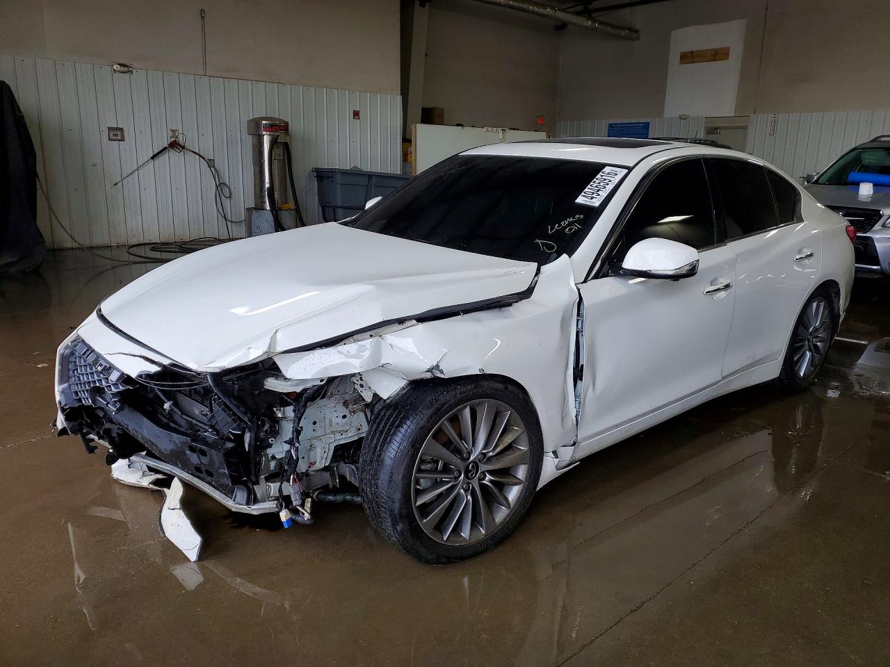 JN1EV7BR3NM340967 · 2022 INFINITI Q50