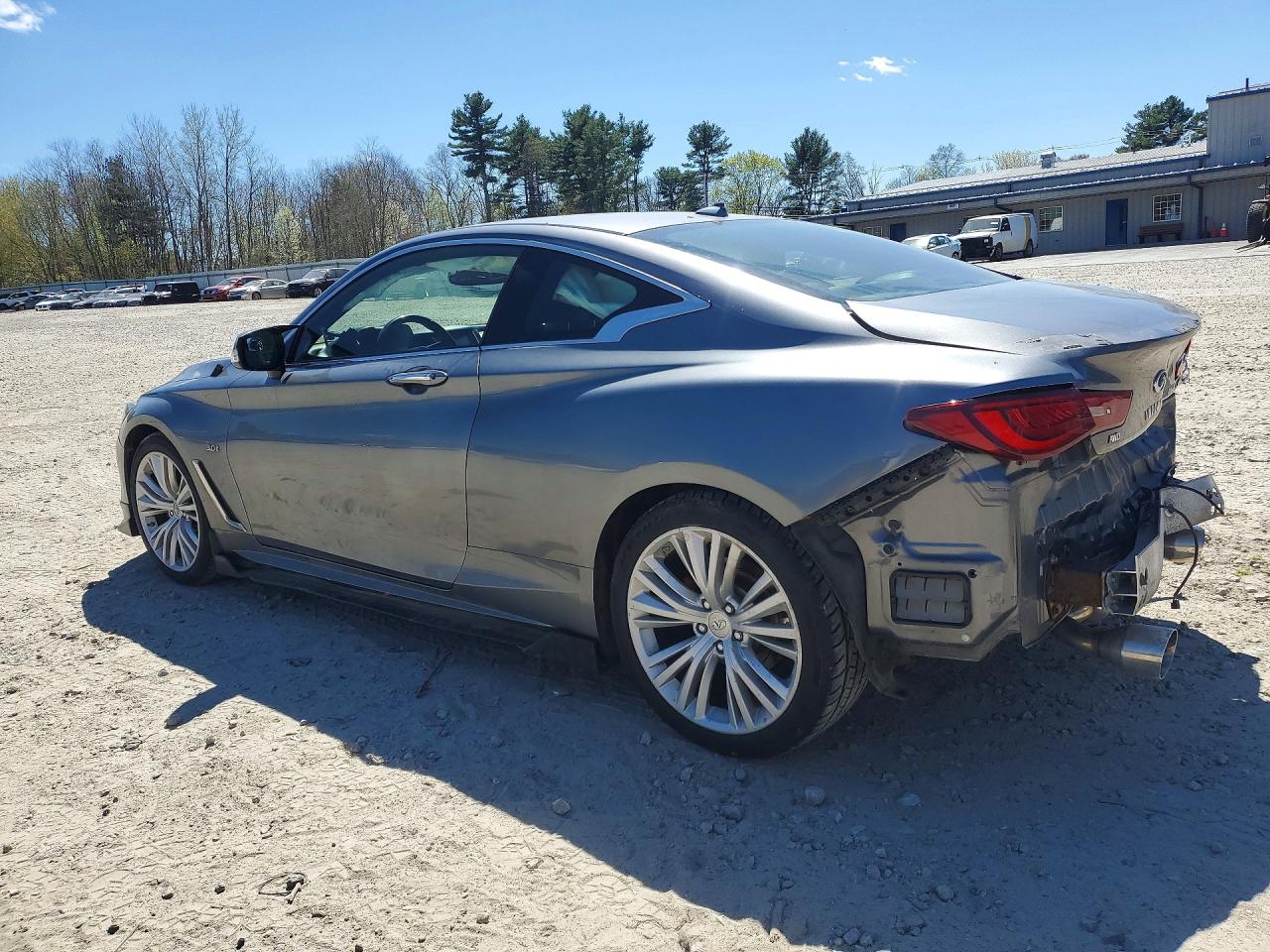 JN1EV7EL5HM550031 · 2017 INFINITI Q60 · 2/13