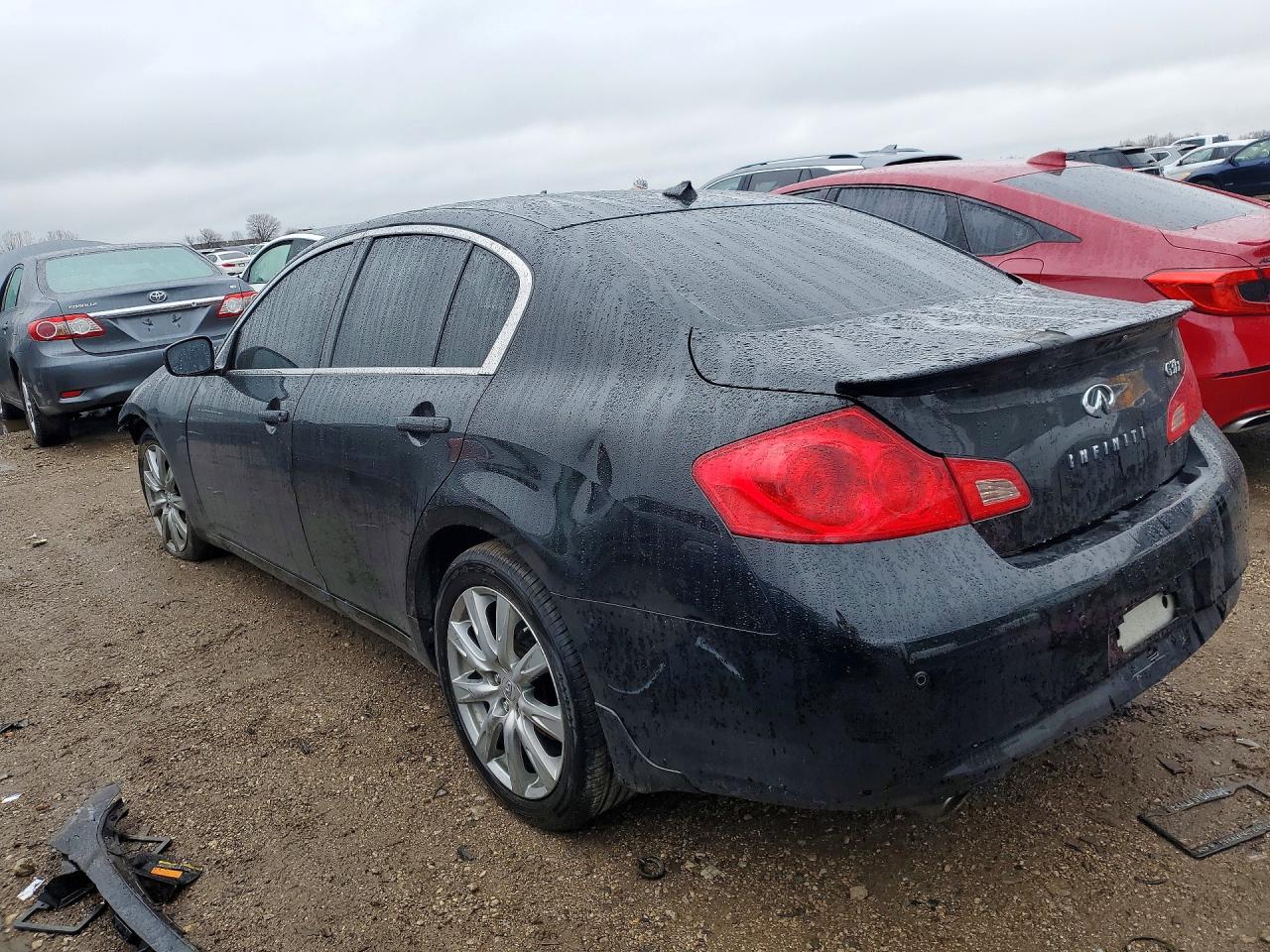 JN1CV6AR2BM407332 · 2011 INFINITI G37 SEDAN · 2/12