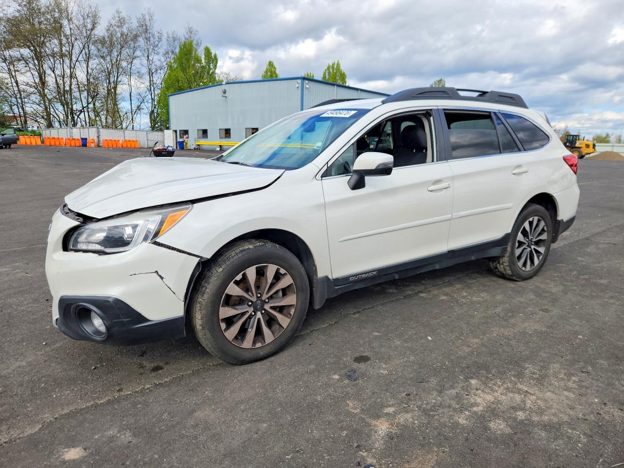 4S4BSAJC9F3348724 · 2015 SUBARU OUTBACK
