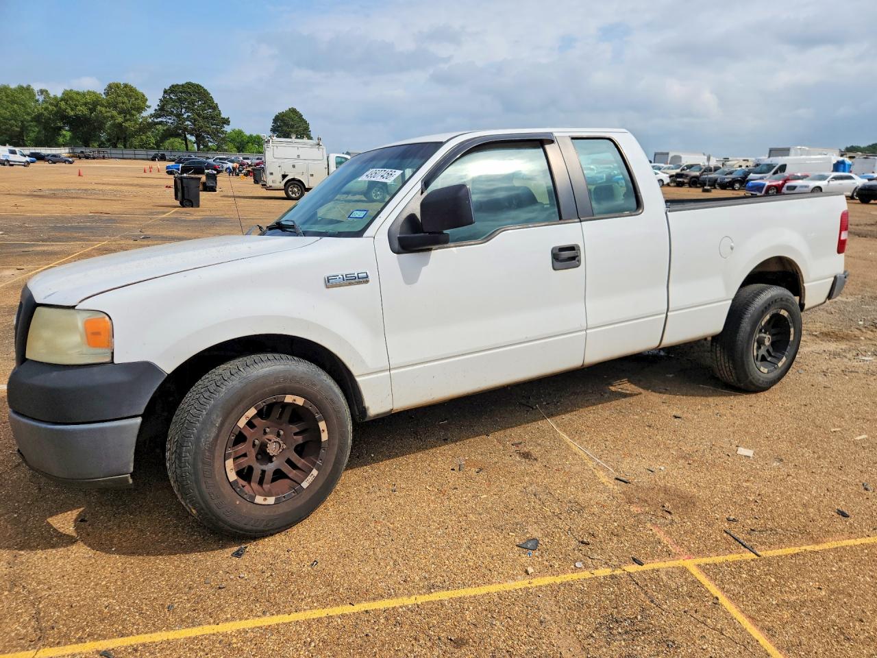1FTRX12W88KC76114 · 2008 FORD F150