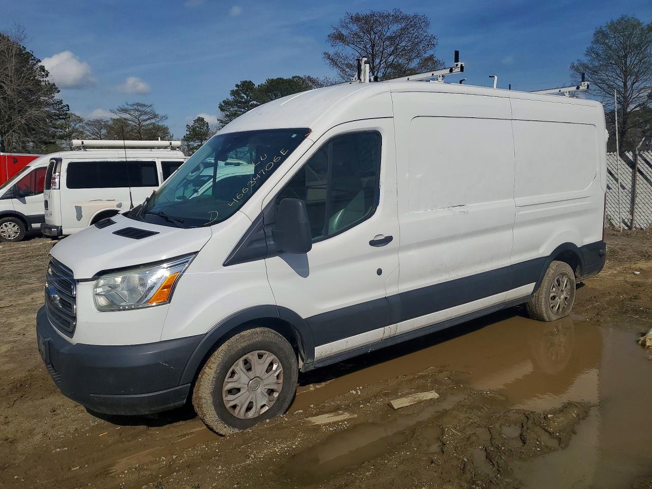 1FTNR2CV4FKA60956 · 2015 FORD TRANSIT