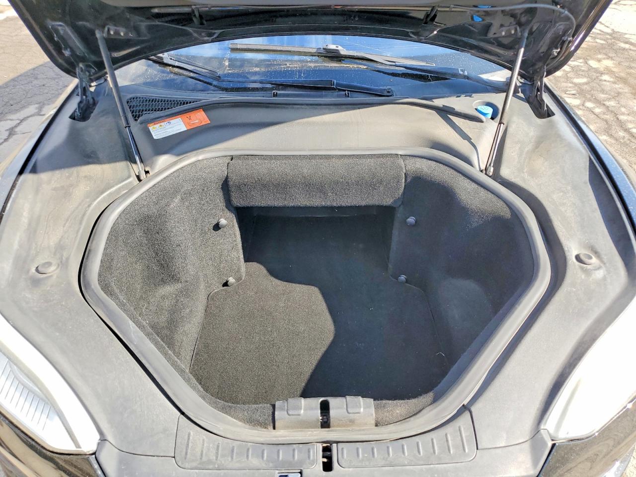 5YJSA1H13EFP51188 · 2014 TESLA MODEL S · 11/12