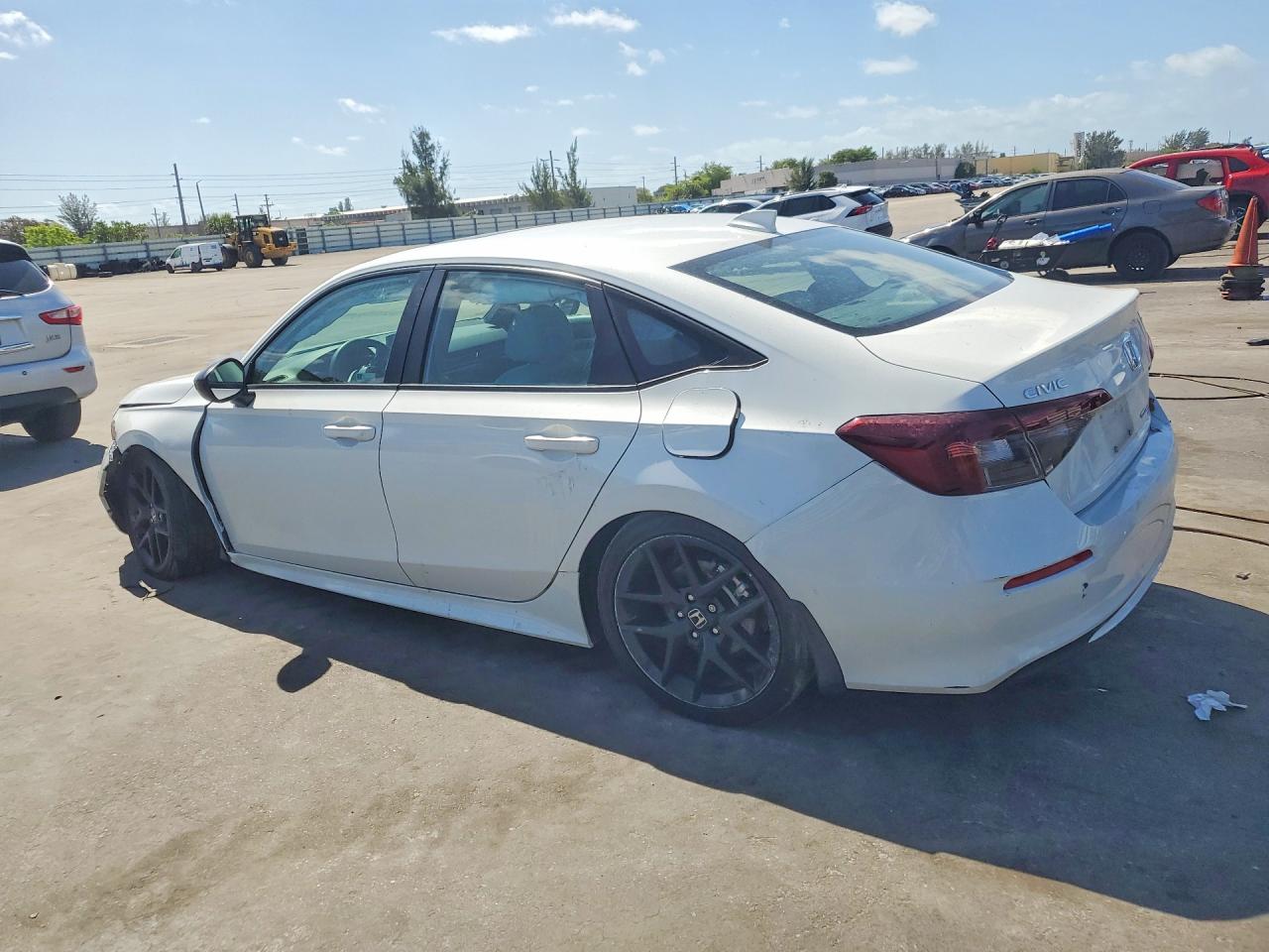 2HGFE4F82SH354411 · 2025 HONDA CIVIC · 2/12