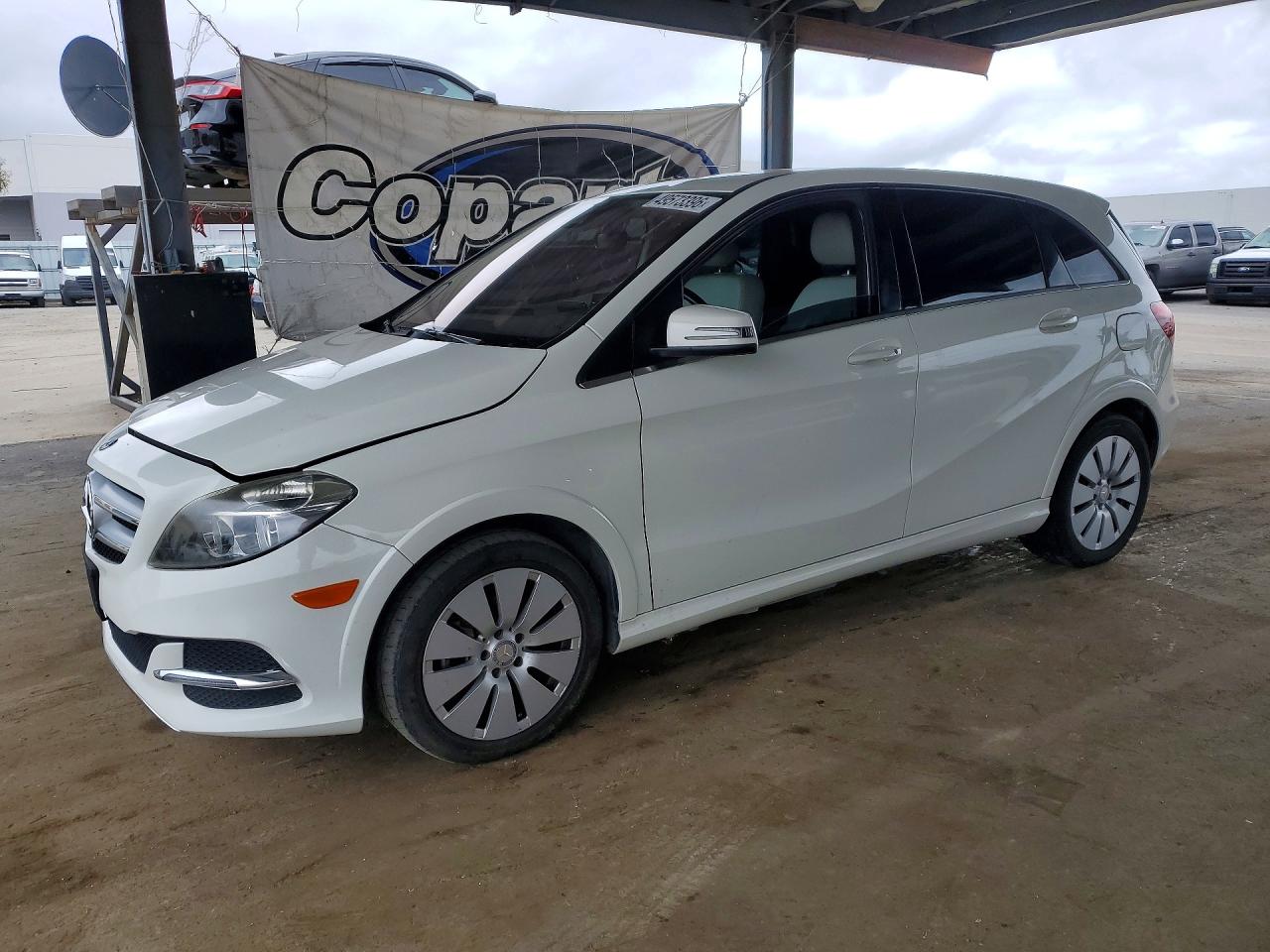 2017 MERCEDES-BENZ B