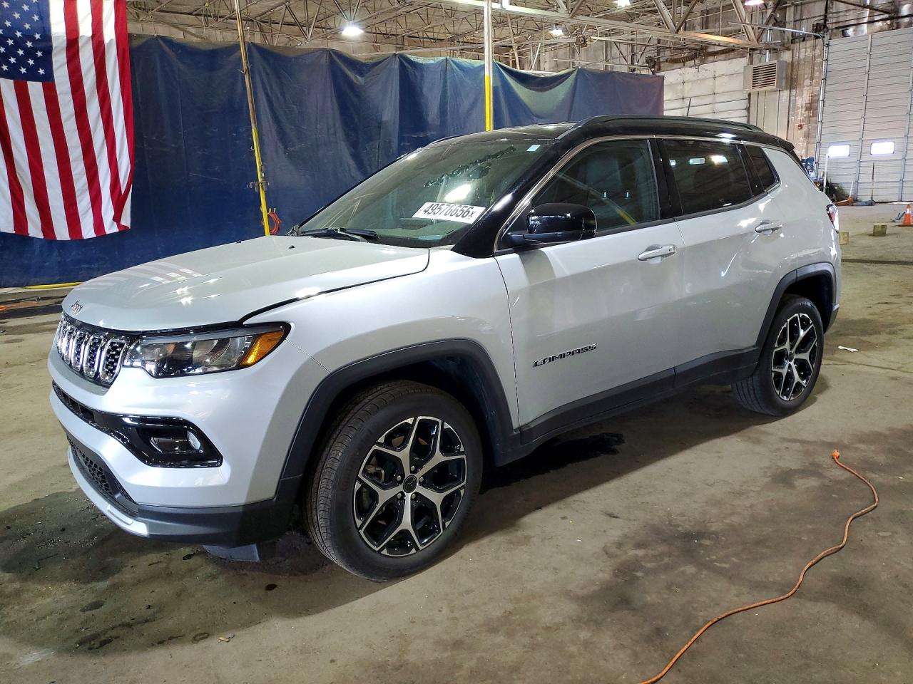 3C4NJDCNXST528037 · 2025 JEEP COMPASS
