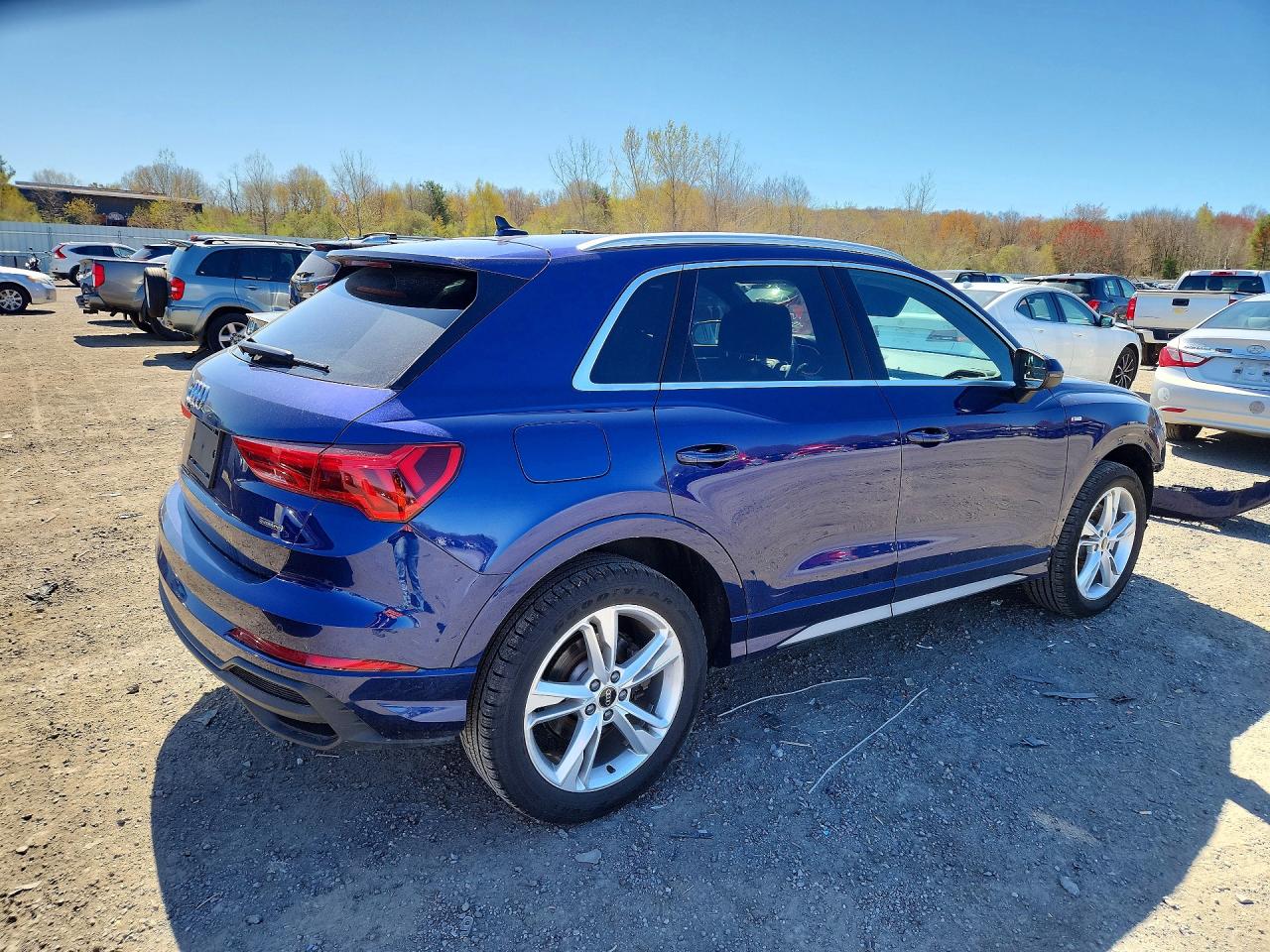 WA1DECF38R1055738 · 2024 AUDI Q3 · 3/13