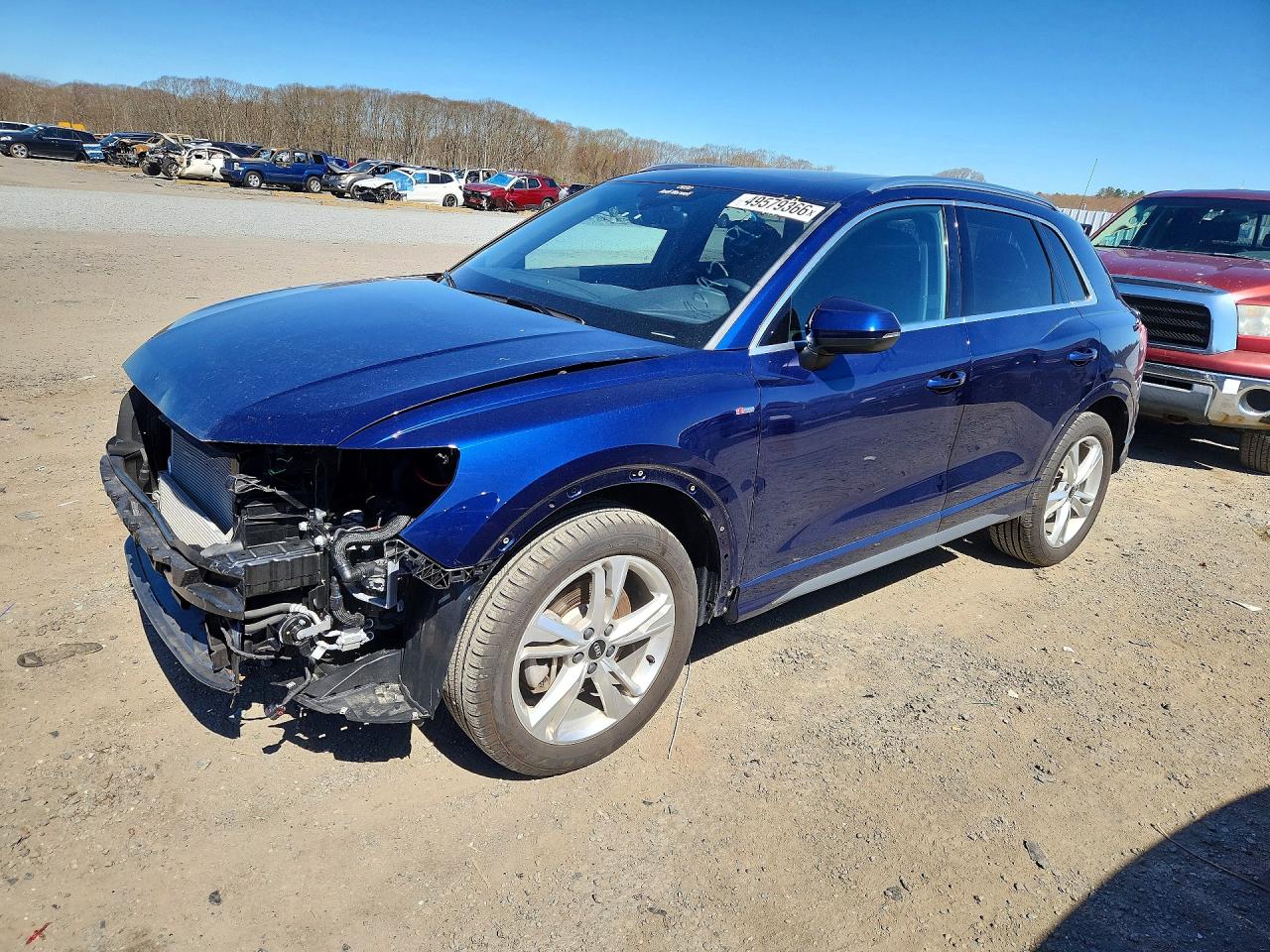 WA1DECF38R1055738 · 2024 AUDI Q3