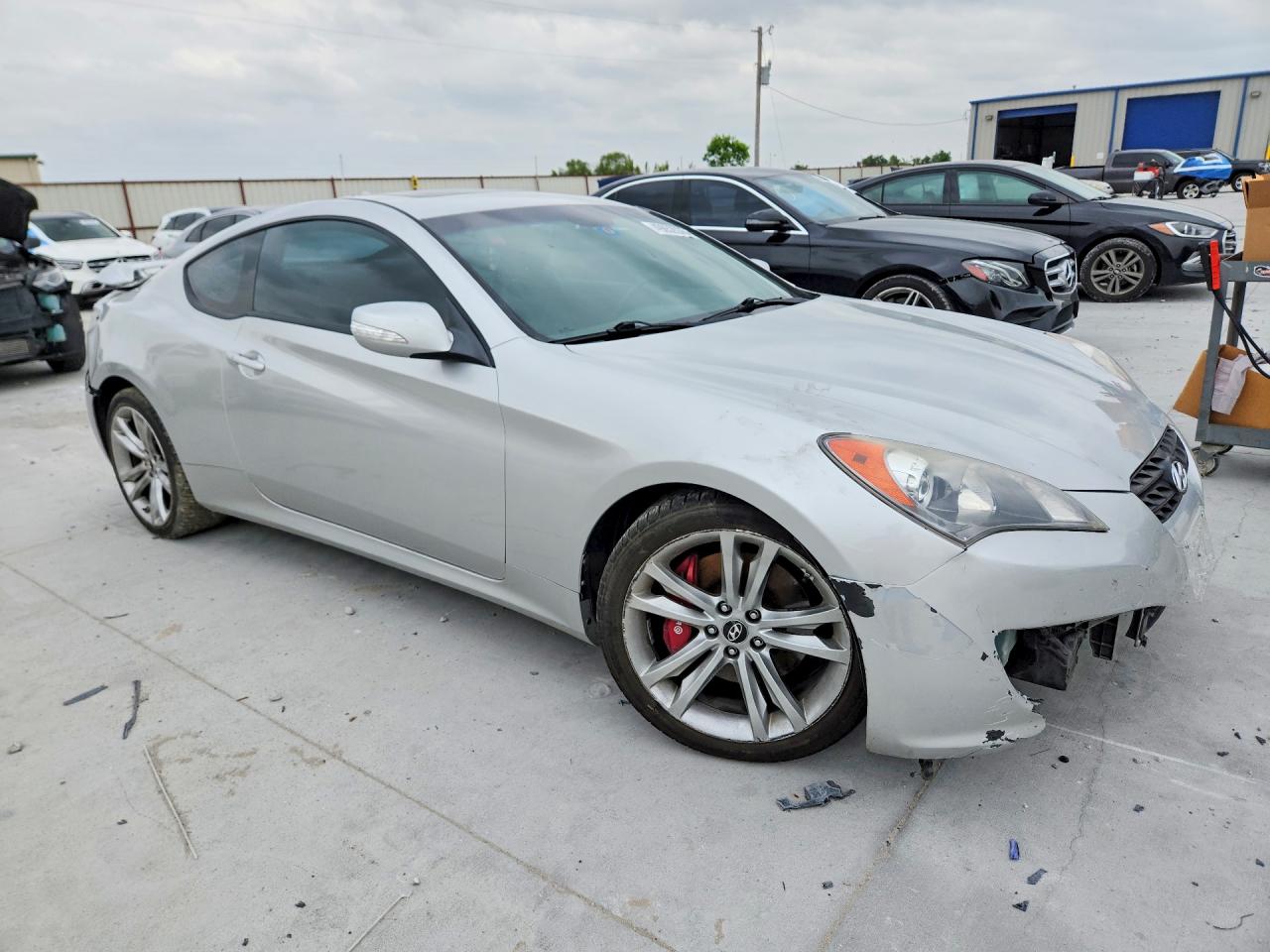 KMHHU6KH3CU071084 · 2012 HYUNDAI GENESIS COUPE · 4/13