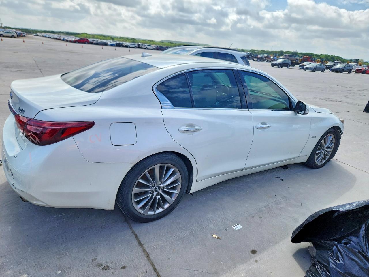 JN1EV7AR1JM610130 · 2018 INFINITI Q50 · 3/13