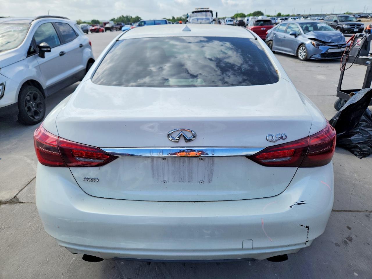 JN1EV7AR1JM610130 · 2018 INFINITI Q50 · 6/13