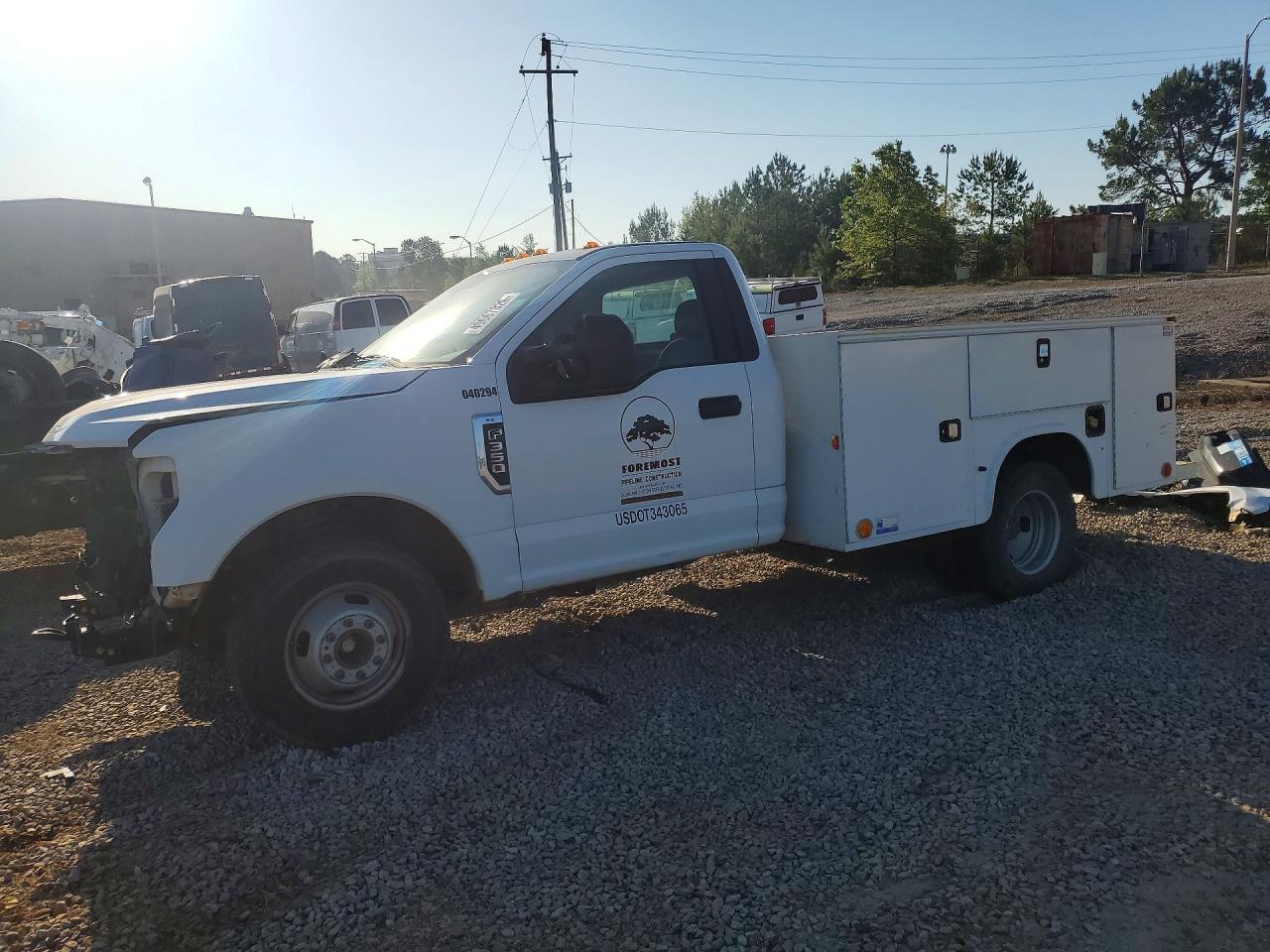 1FDRF3G60HEC80515 · 2017 FORD F350