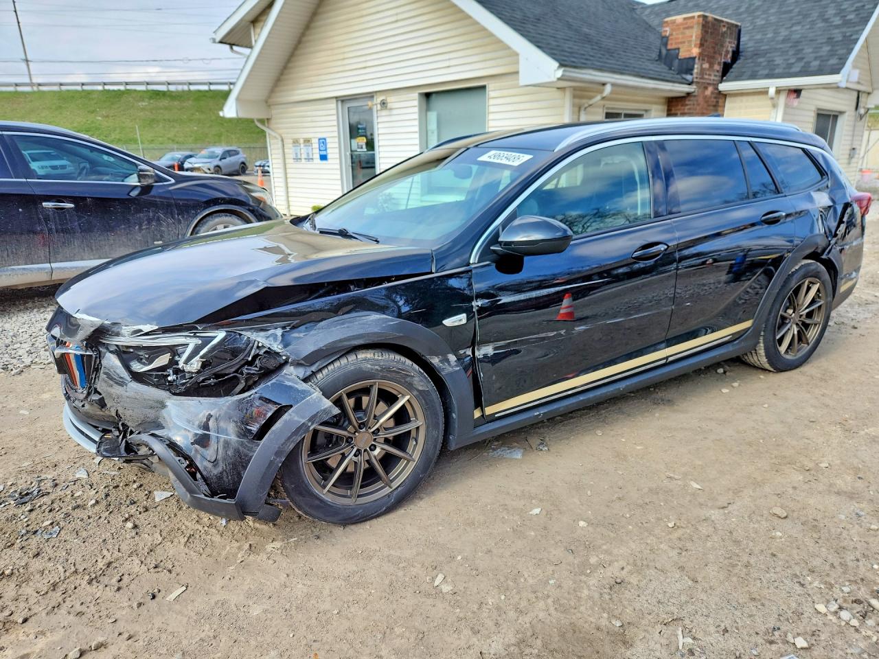 2019 BUICK REGAL TOURX
