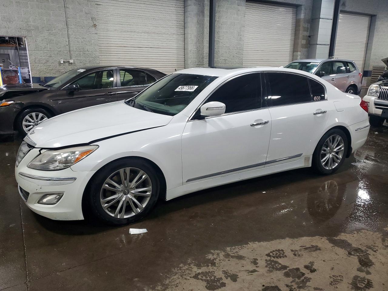 KMHGC4DH6CU185922 · 2012 HYUNDAI GENESIS