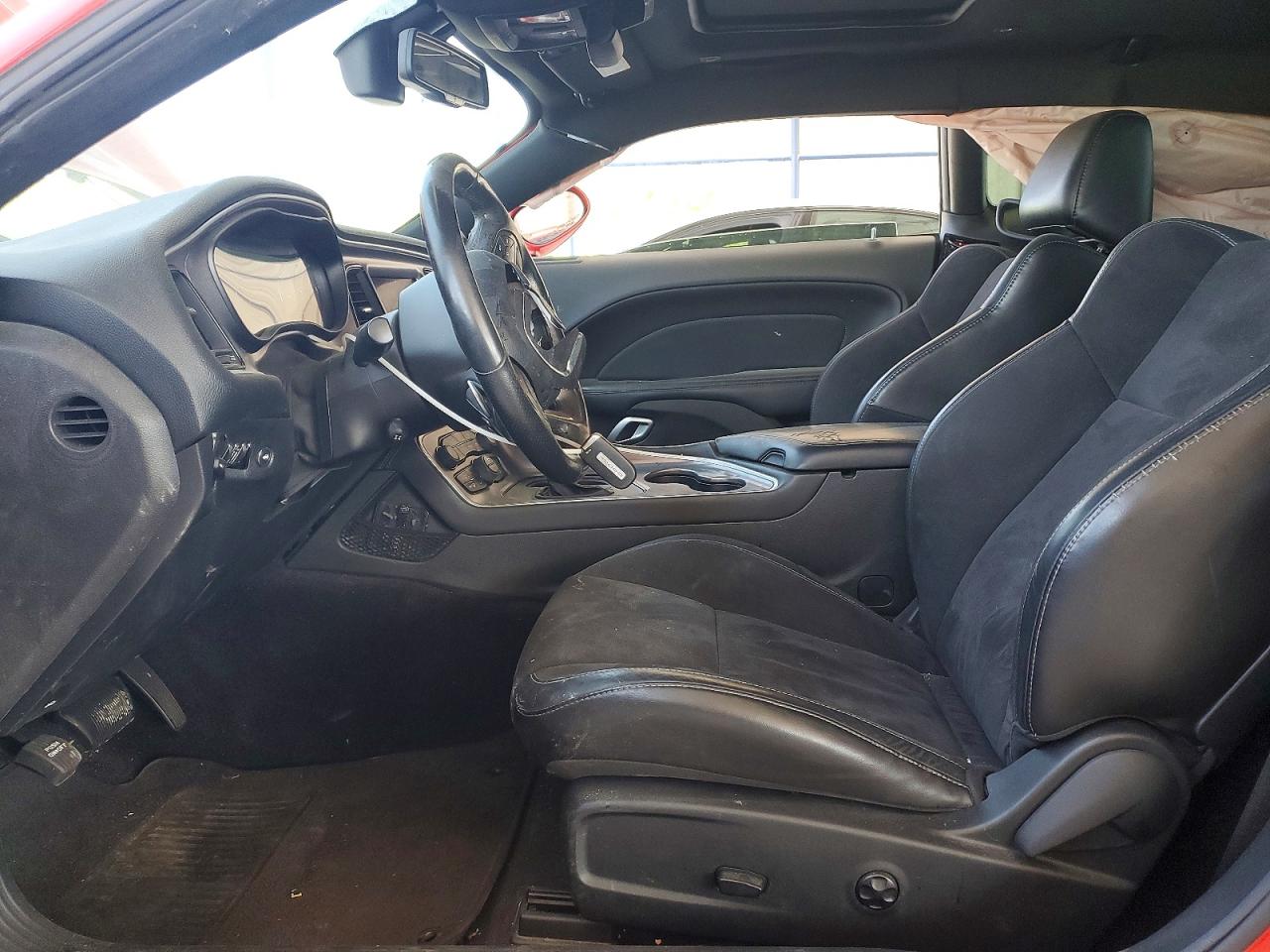 2C3CDZJG5KH521610 · 2019 DODGE CHALLENGER · 7/12