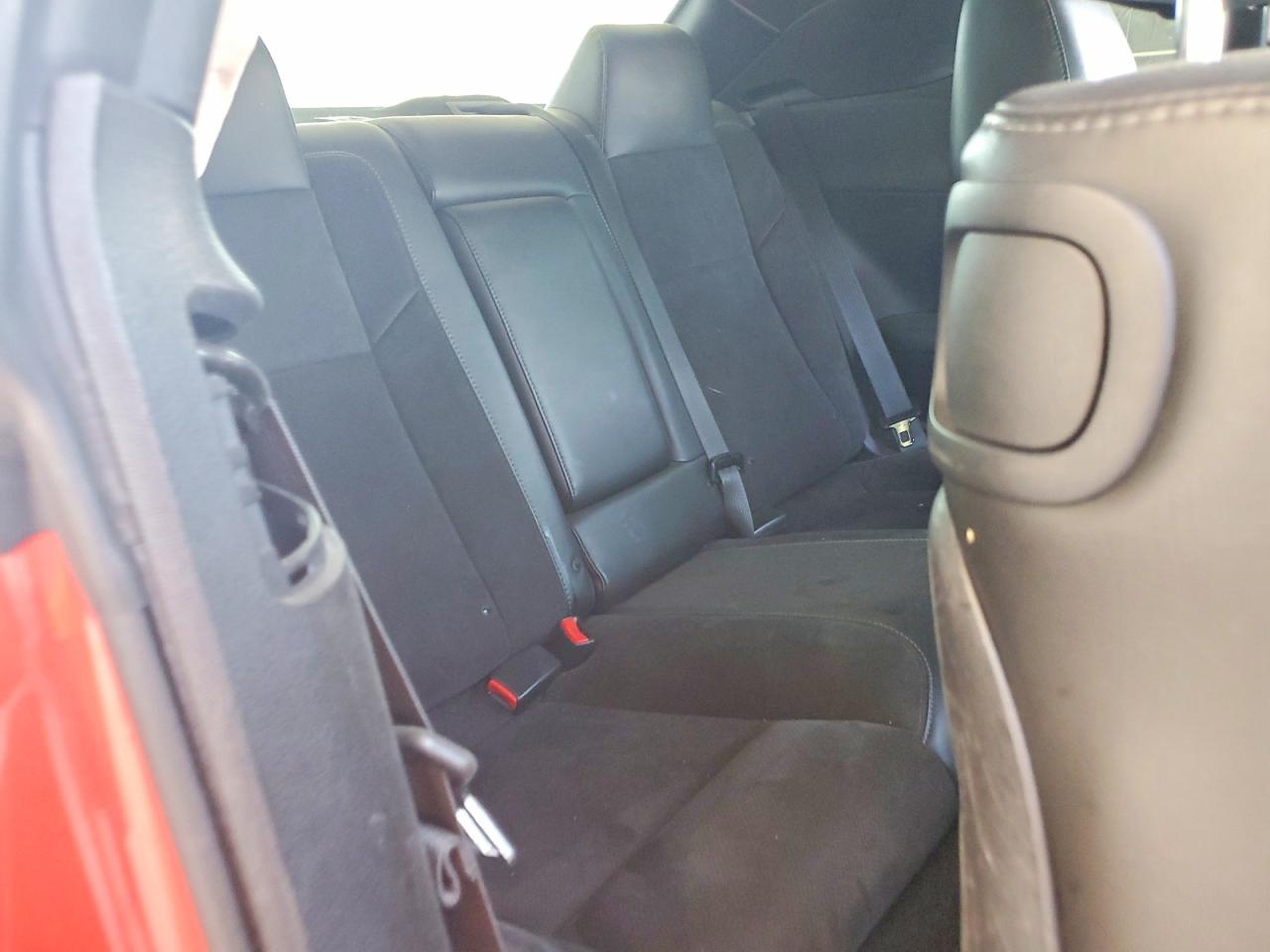 2C3CDZJG5KH521610 · 2019 DODGE CHALLENGER · 10/12