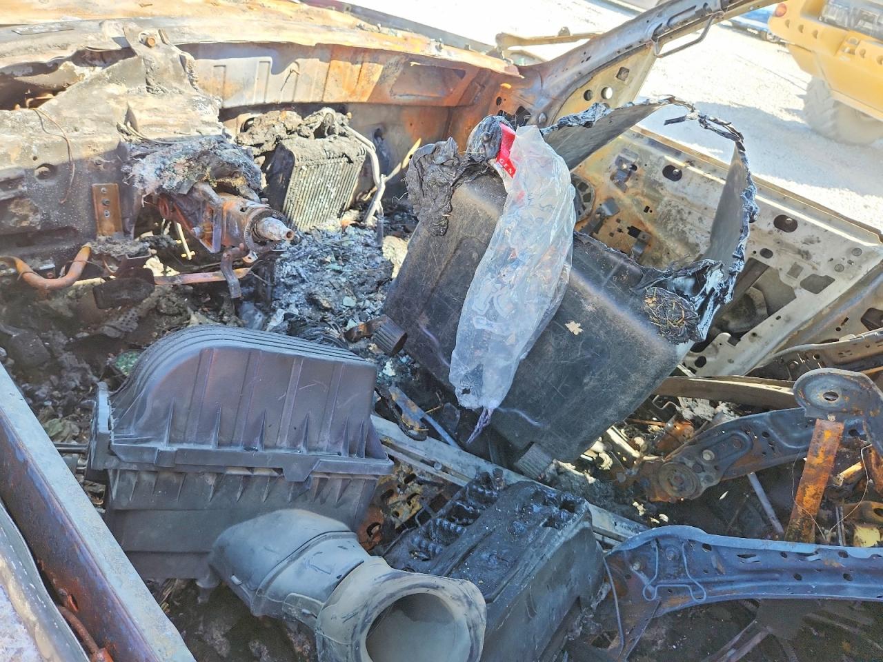 1FMEU63E46ZA16416 · 2006 FORD EXPLORER · 8/11