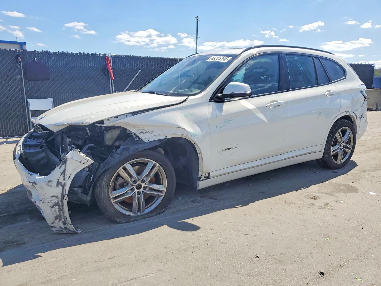 WBXHU7C32HSH37551 · 2017 BMW X1