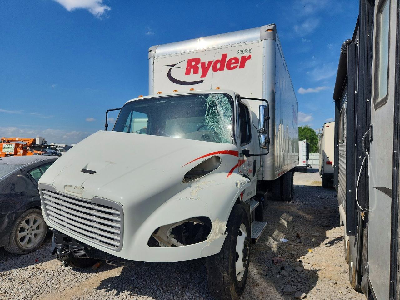 3ALACWFC9KDKW8138 · 2019 FREIGHTLINER M2 · 2/10
