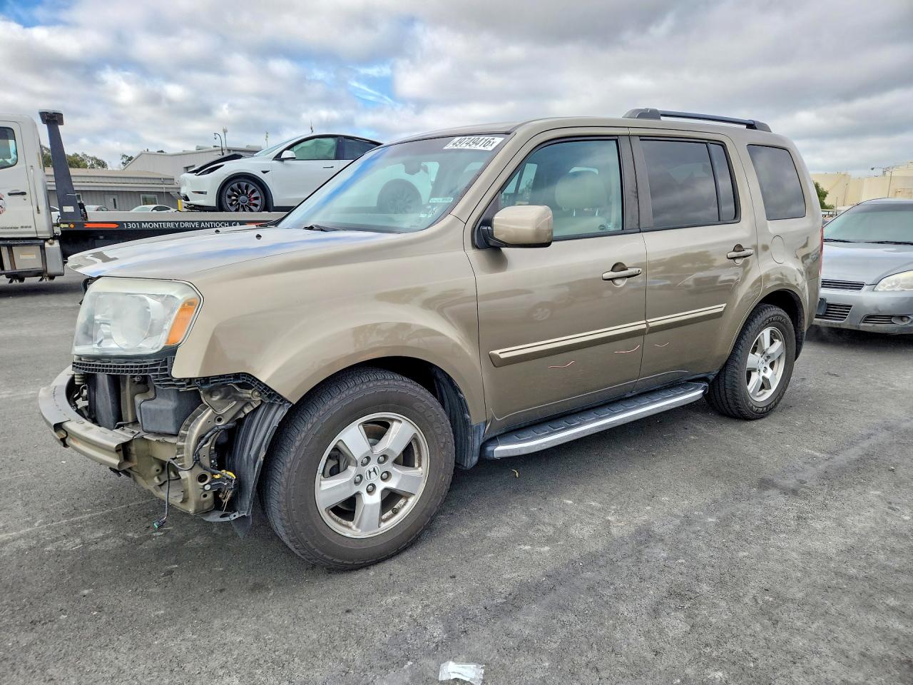 5FNYF4H49BB105592 · 2011 HONDA PILOT