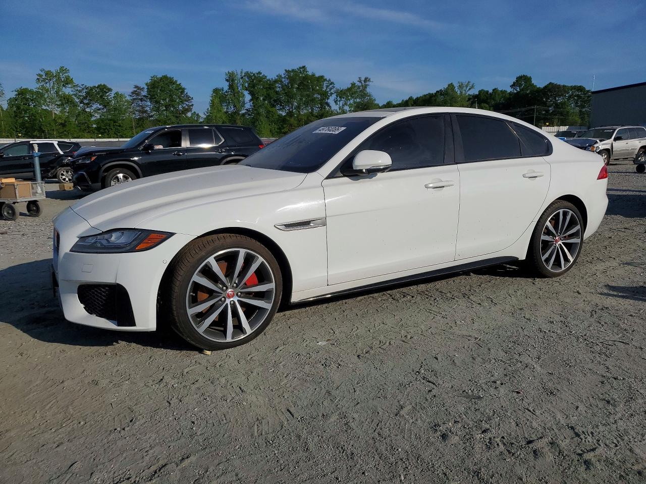 SAJBM4FV8JCY66540 · 2018 JAGUAR XF