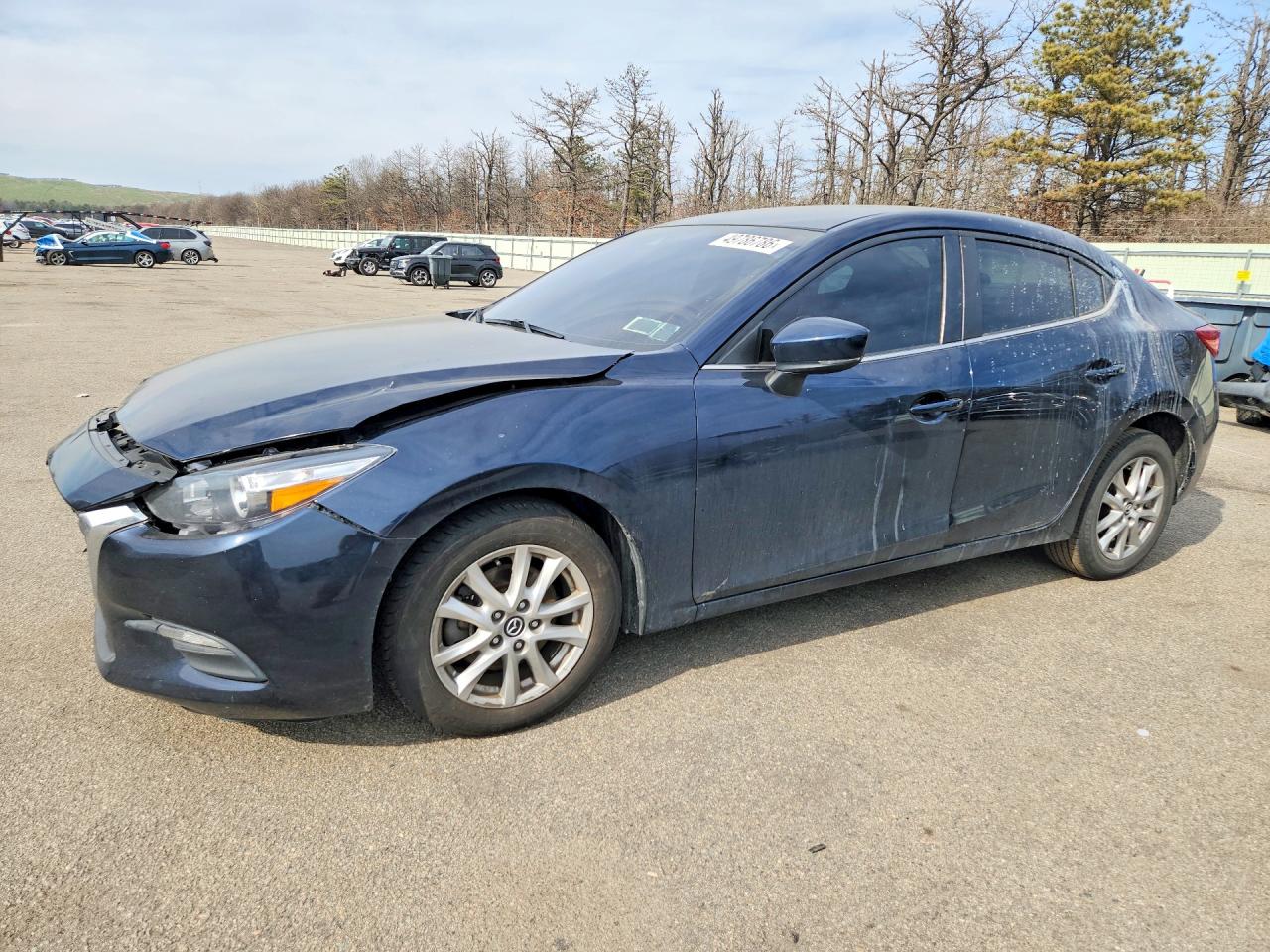 3MZBN1U77JM229181 · 2018 MAZDA 3