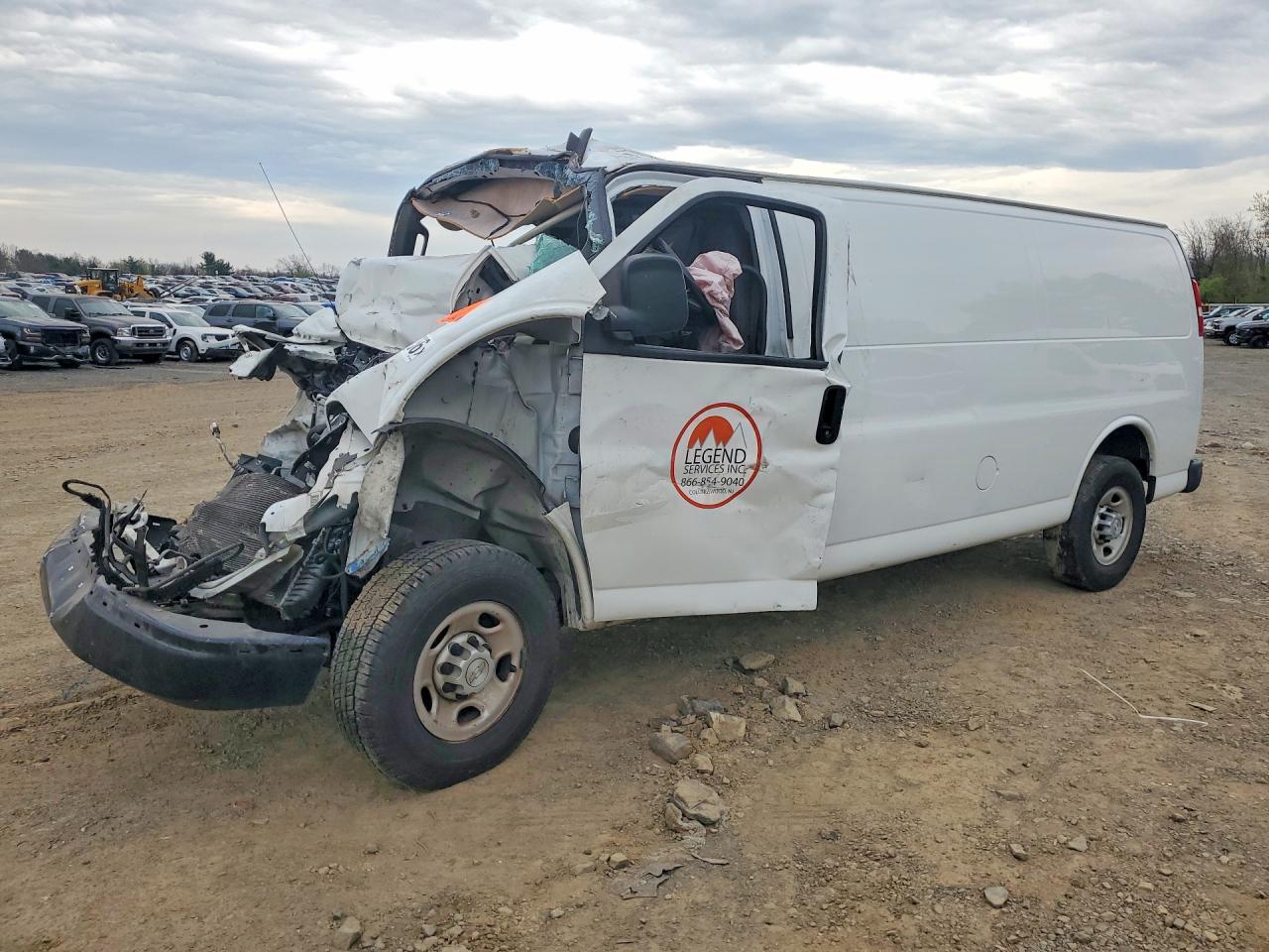1GCWGBFG7K1240018 · 2019 CHEVROLET EXPRESS G2500