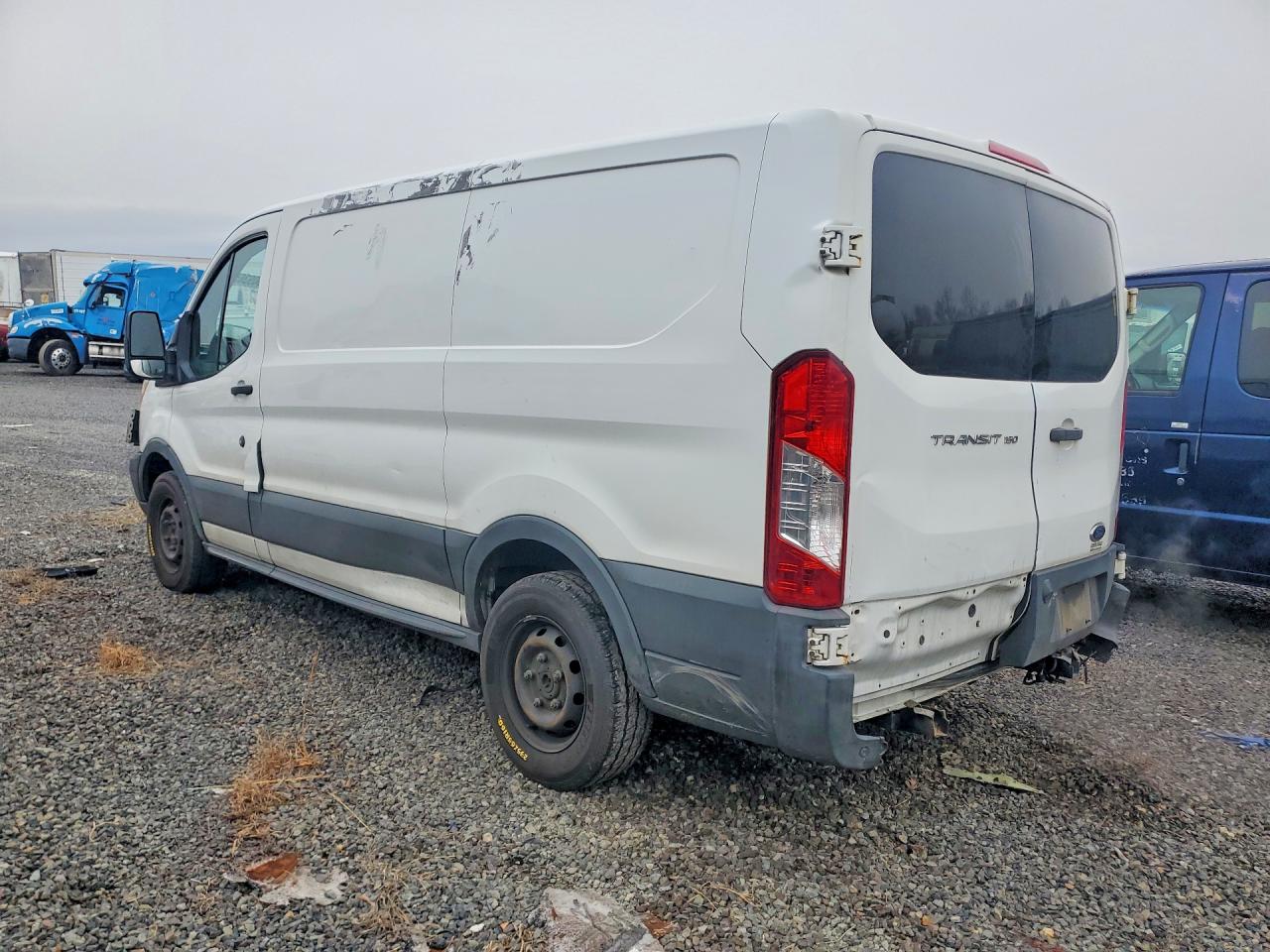 1FTYE1YM5HKA56758 · 2017 FORD TRANSIT · 2/13