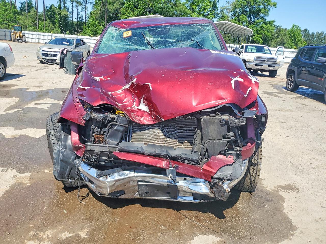 1C6RR7LT2KS557762 · 2019 RAM 1500 CLASSIC · 5/12